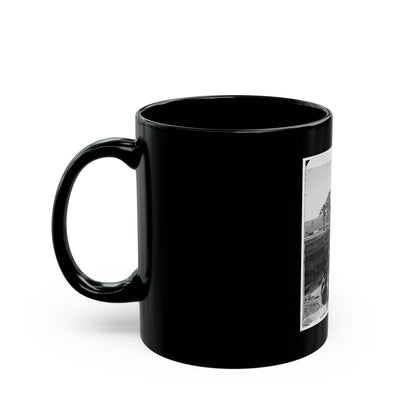 Atlanta, Ga. Federal Soldiers By Gun In Captured Fort (U.S. Civil War) Black Coffee Mug