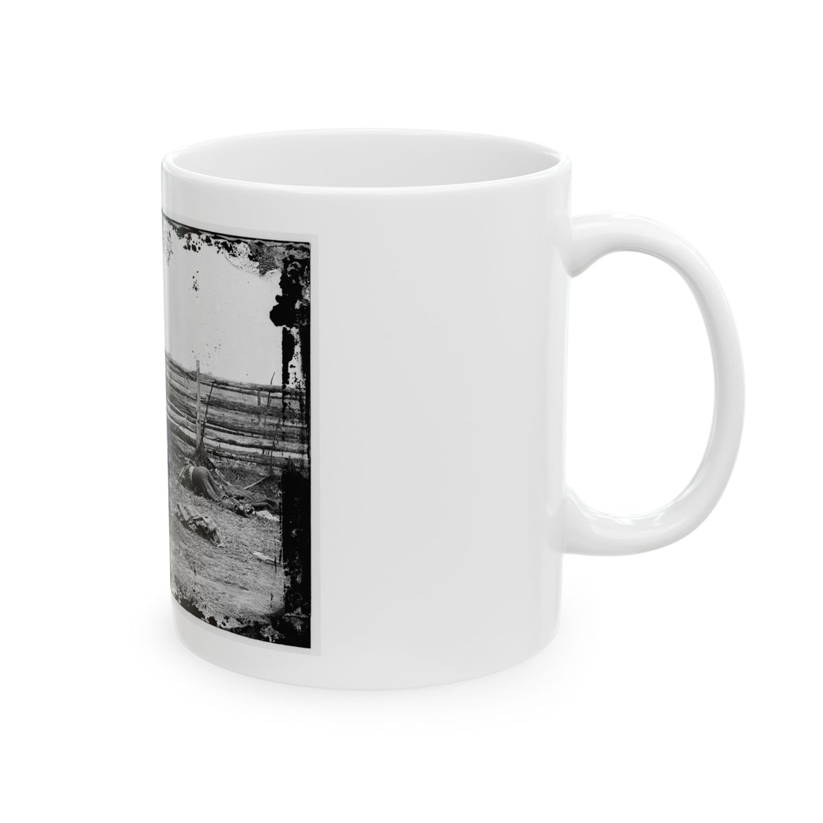 Antietam, Maryland. Bodies Of Confederate Soldiers By Fence On Hagerstown Pike (U.S. Civil War) White Coffee Mug