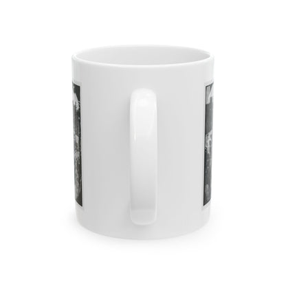 Fair Oaks, Va., Vicinity. Battery M., 2d U.S. Artillery, Commanded By Capt. Henry Benson (U.S. Civil War) White Coffee Mug
