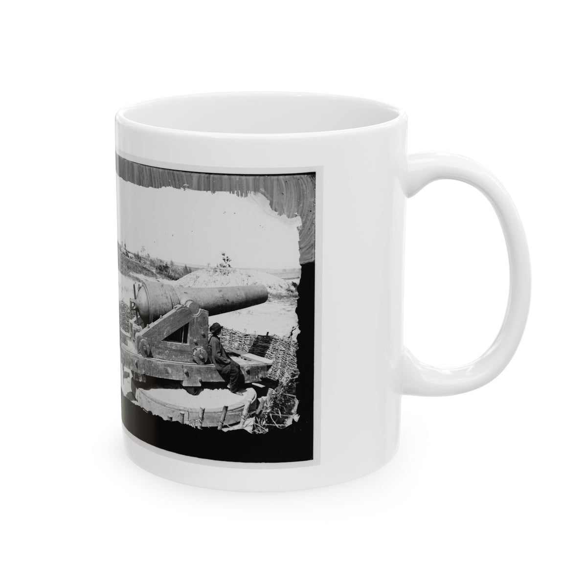James River, Va. Another Confederate Gun Emplacement At Howlett House, Trent's Reach 001 (U.S. Civil War) White Coffee Mug