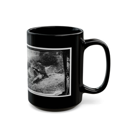 Gettysburg, Pa. Alfred R. Waud, Artist Of Harper's Weekly, Sketching On Battlefield (U.S. Civil War) Black Coffee Mug