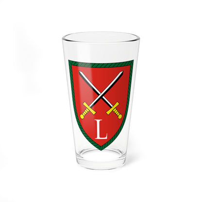 Crossed swords with yellow hilts and a white letter L on a red shield with a green hatched border.