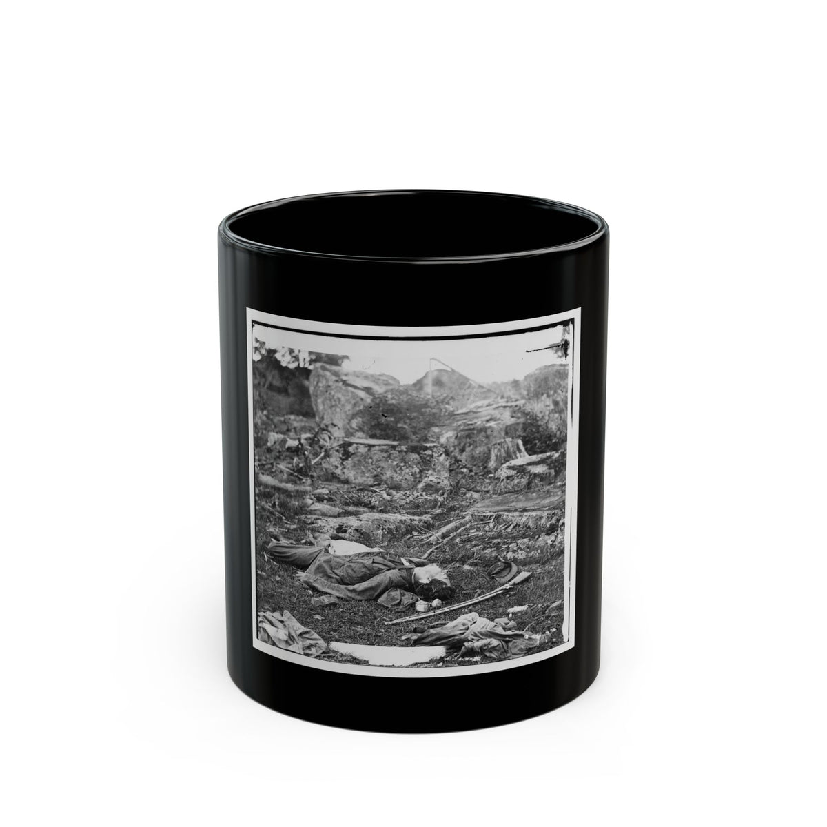 Gettysburg, Pa. Dead Confederate Soldiers In  The Devil's Den (U.S. Civil War) Black Coffee Mug
