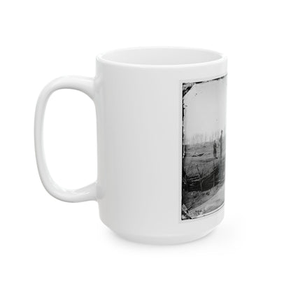 Manassas, Va. Confederate Fortifications, With Federal Soldiers (U.S. Civil War) White Coffee Mug