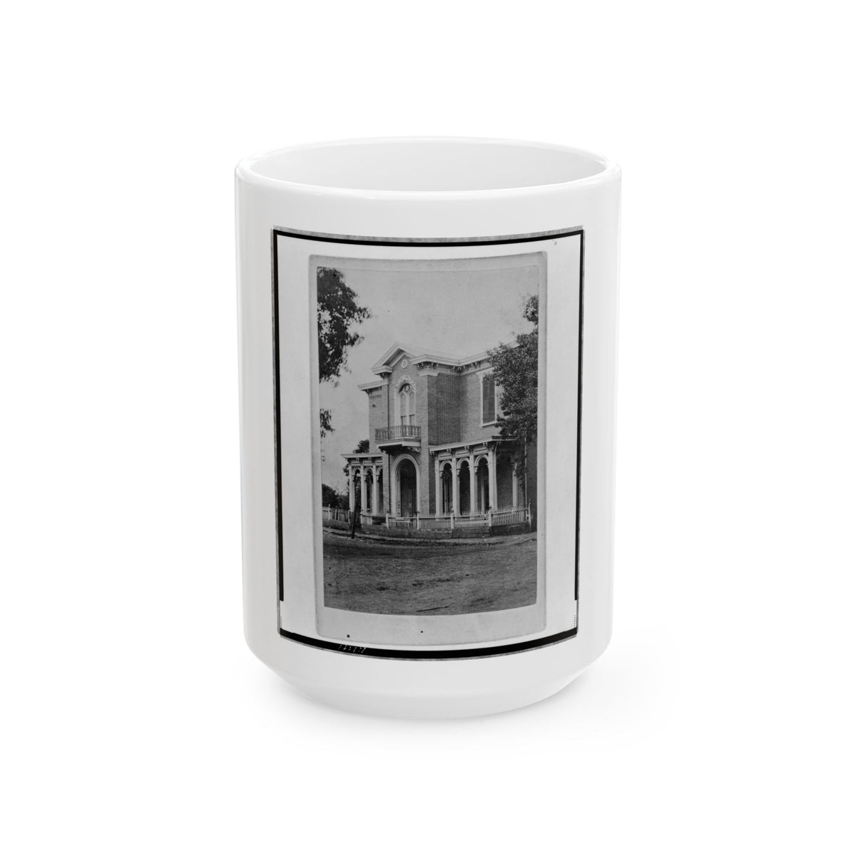 Bassett's House, Murfreesboro, Tenn., Formerly Quarters Of Col. Goddard, Asst. Adjt. Gen. To Maj. Gen. Rosecrans (U.S. Civil War) White Coffee Mug