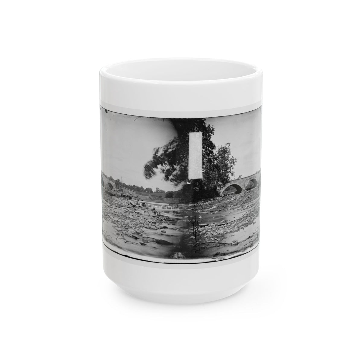 Antietam, Maryland. Antietam Bridge On Sharpsburg And Boonsboro Turnpike(2) (U.S. Civil War) White Coffee Mug