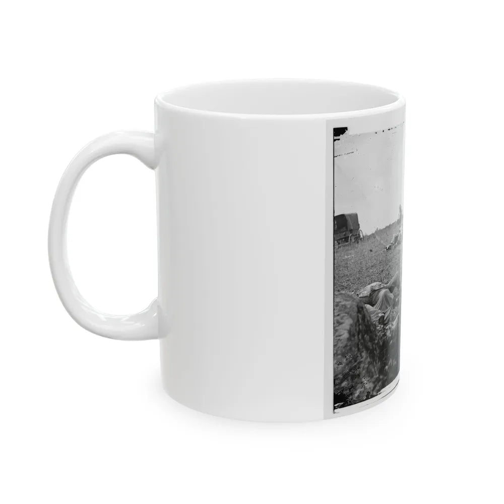 Gettysburg, Pa. Confederate Dead Gathered For Burial At The Edge Of The Rose Woods, July 5, 1863 (U.S. Civil War) White Coffee Mug-Go Mug Yourself