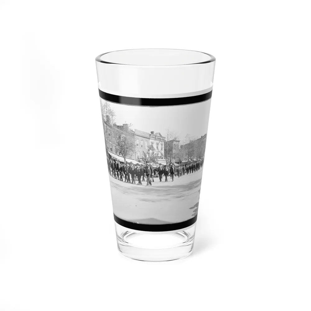 A Large Post In The Great Parade (U.S. Civil War) Pint Glass 16oz-16oz-Go Mug Yourself