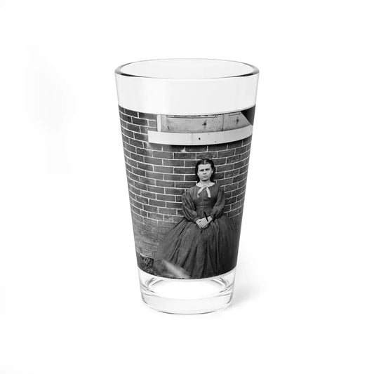 Aiken's Landing, Virginia (Vicinity). Young Girl At Aiken House (U.S. Civil War) Pint Glass 16oz 16oz - Go Mug Yourself