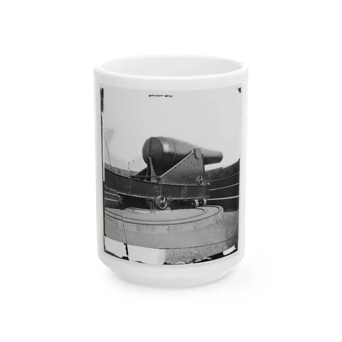 Alexandria, Virginia. 15-Inch Rodman Gun In Battery Rodgers (U.S. Civil War) White Coffee Mug 15oz - Go Mug Yourself