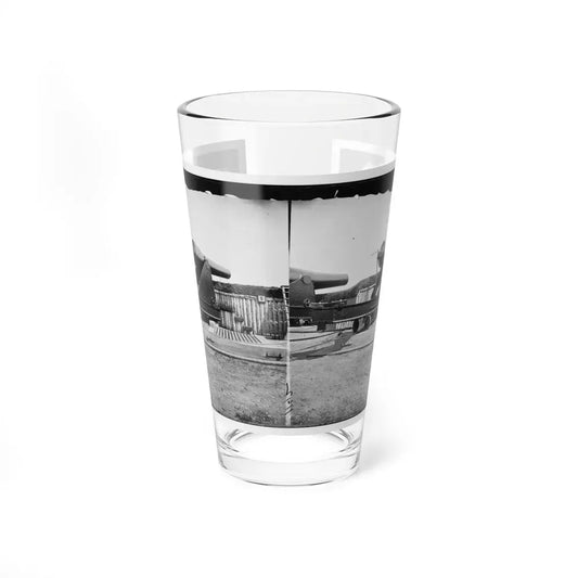 Alexandria, Virginia (Vicinity). 200 Pdr. Parrott Rifle Gun In Battery Rodgers (U.S. Civil War) Pint Glass 16oz 16oz - Go Mug Yourself