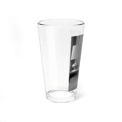 Allison Hayes #140 (Vintage Female Icon) Pint Glass 16oz - Go Mug Yourself