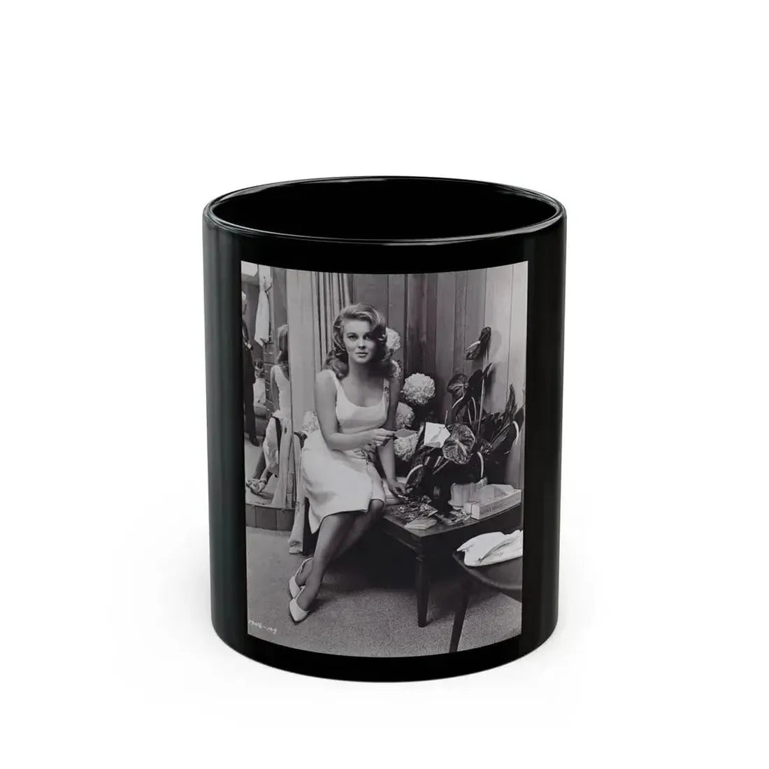 Ann-Margret #197 (Vintage Female Icon) Black Coffee Mug 11oz - Go Mug Yourself