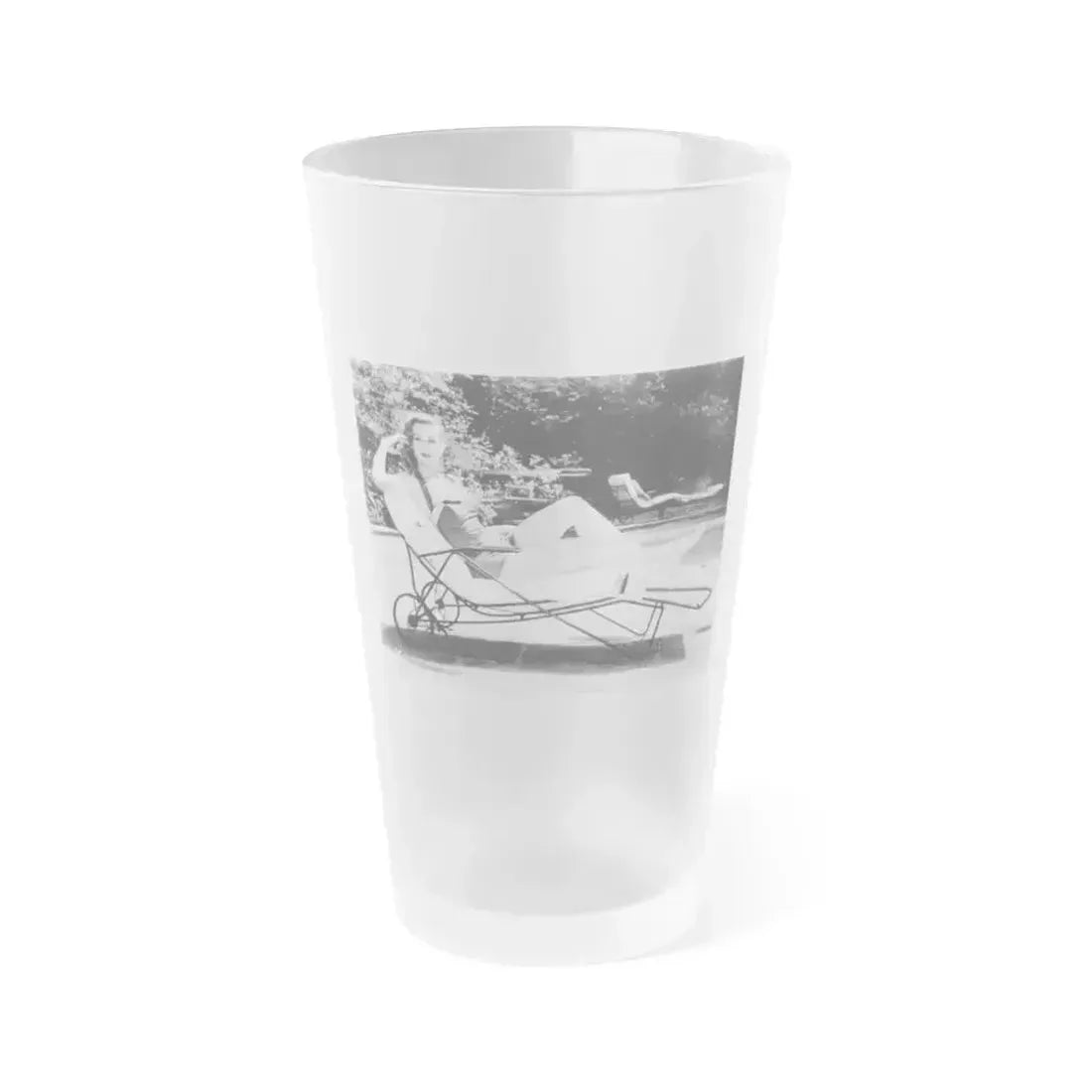 Ann Robinson #13 (Vintage Female Icon) Frosted Pint Glass 16oz 16oz Frosted - Go Mug Yourself