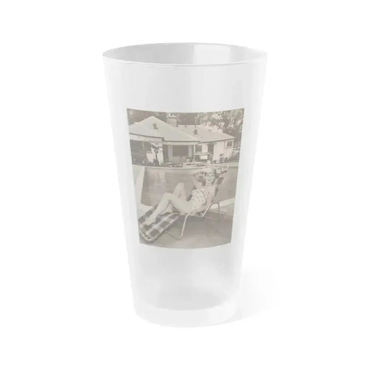 Ann Robinson #41 (Vintage Female Icon) Frosted Pint Glass 16oz 16oz Frosted - Go Mug Yourself