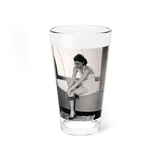 Ann Sheridan #192 (Vintage Female Icon) Pint Glass 16oz 16oz - Go Mug Yourself