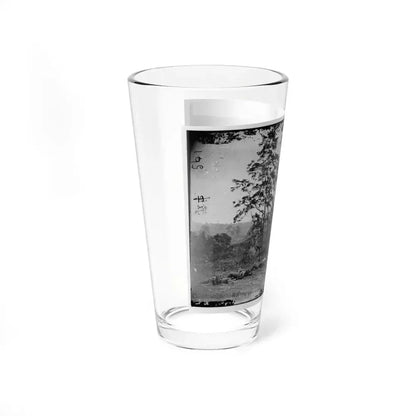 Antietam, Maryland. Burying The Dead Confederate Soldiers (U.S. Civil War) Pint Glass 16oz - Go Mug Yourself