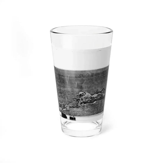 Antietam, Maryland. Dead On Battlefield (U.S. Civil War) Pint Glass 16oz 16oz - Go Mug Yourself