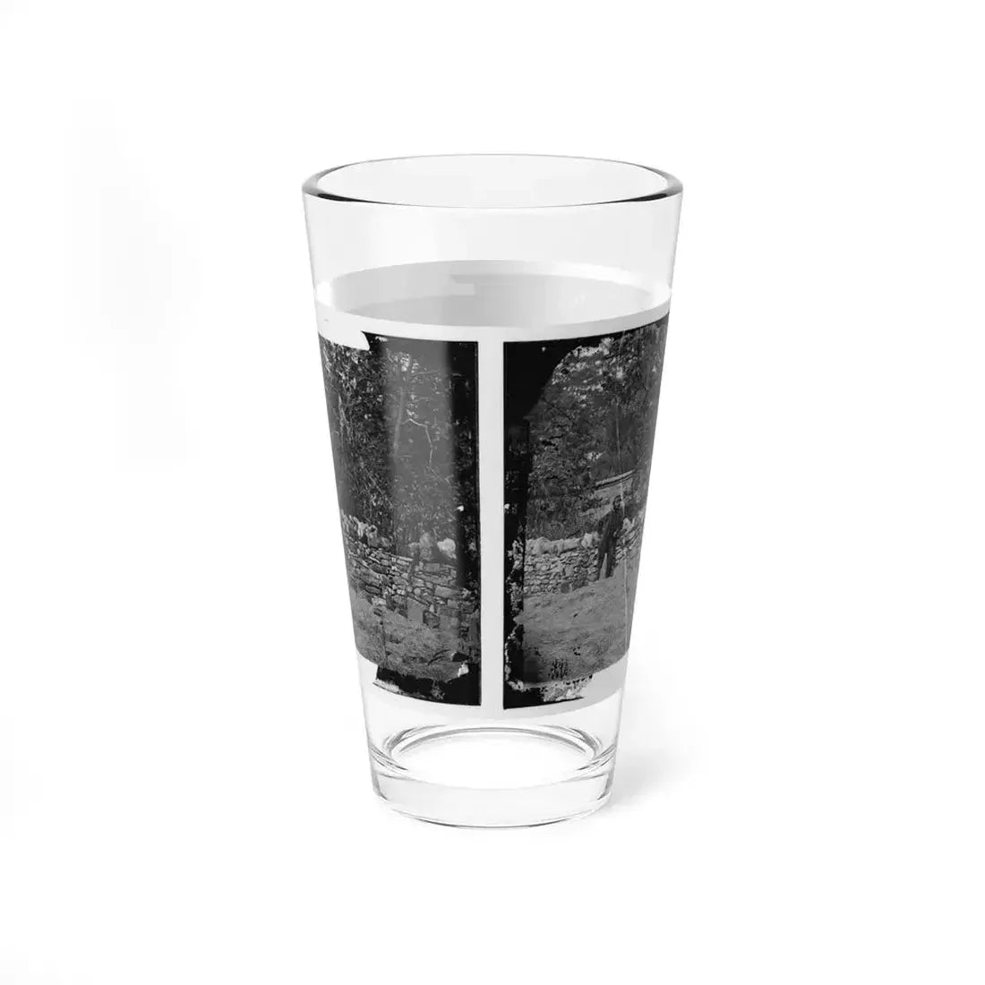 Antietam, Maryland. Graves Of Federal Soldiers At Burnside Bridge (U.S. Civil War) Pint Glass 16oz - Go Mug Yourself