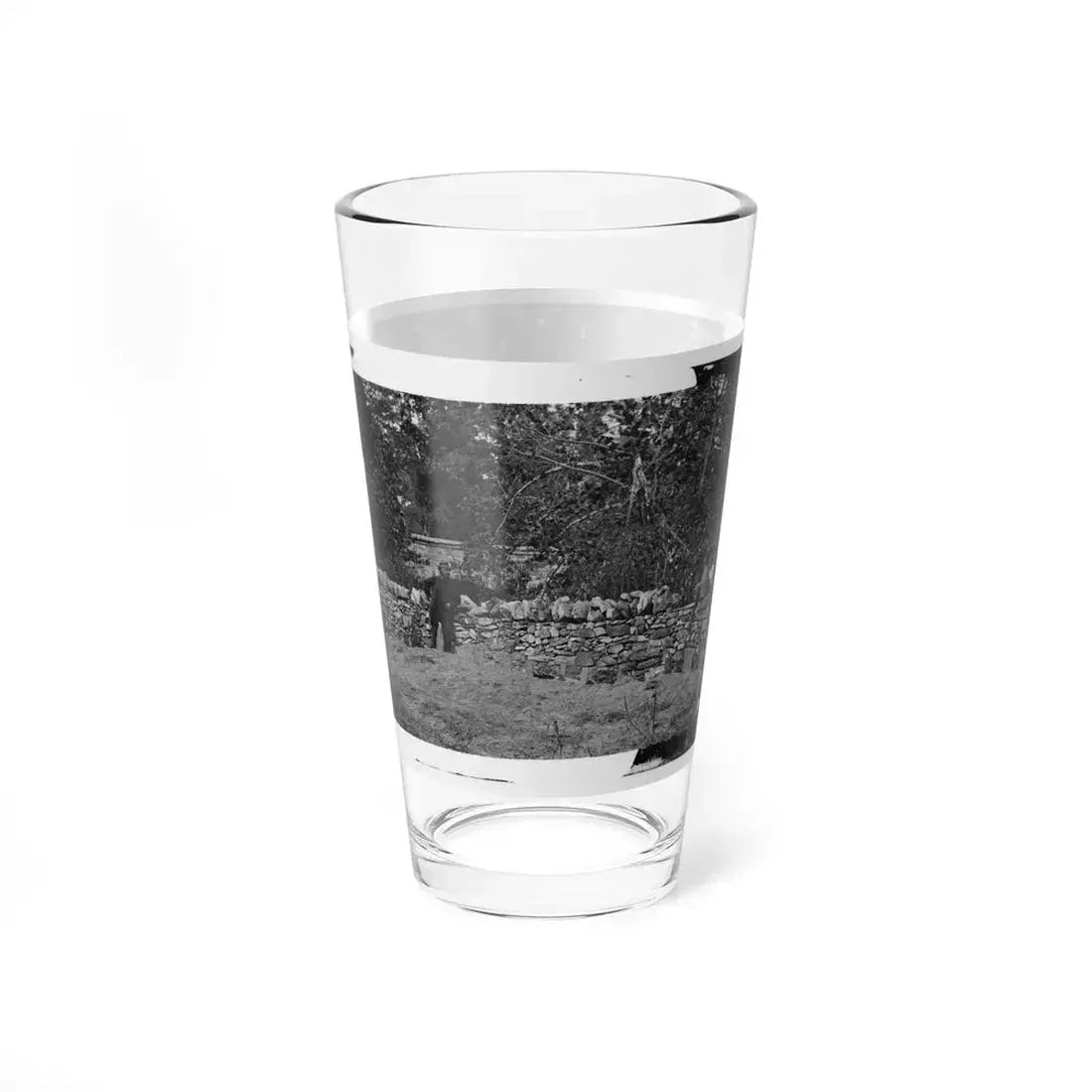 Antietam, Maryland. Graves Of Federal Soldiers At Burnside Bridge (U.S. Civil War) Pint Glass 16oz - Go Mug Yourself