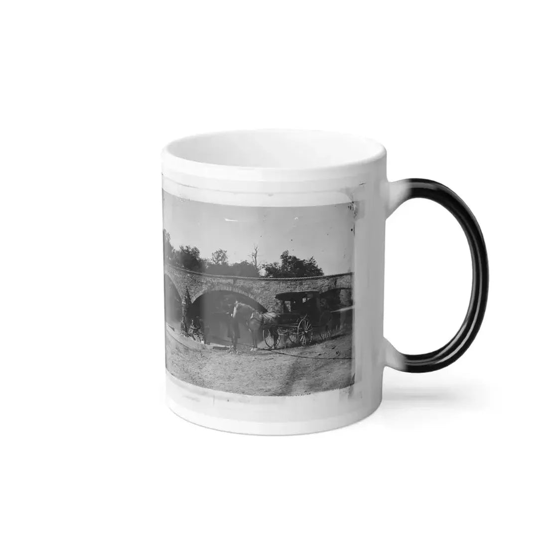 Antietam, Maryland. Picnic Party at Antietam Bridge (U.S. Civil War) Color Changing Coffee Mug 11oz - Go Mug Yourself