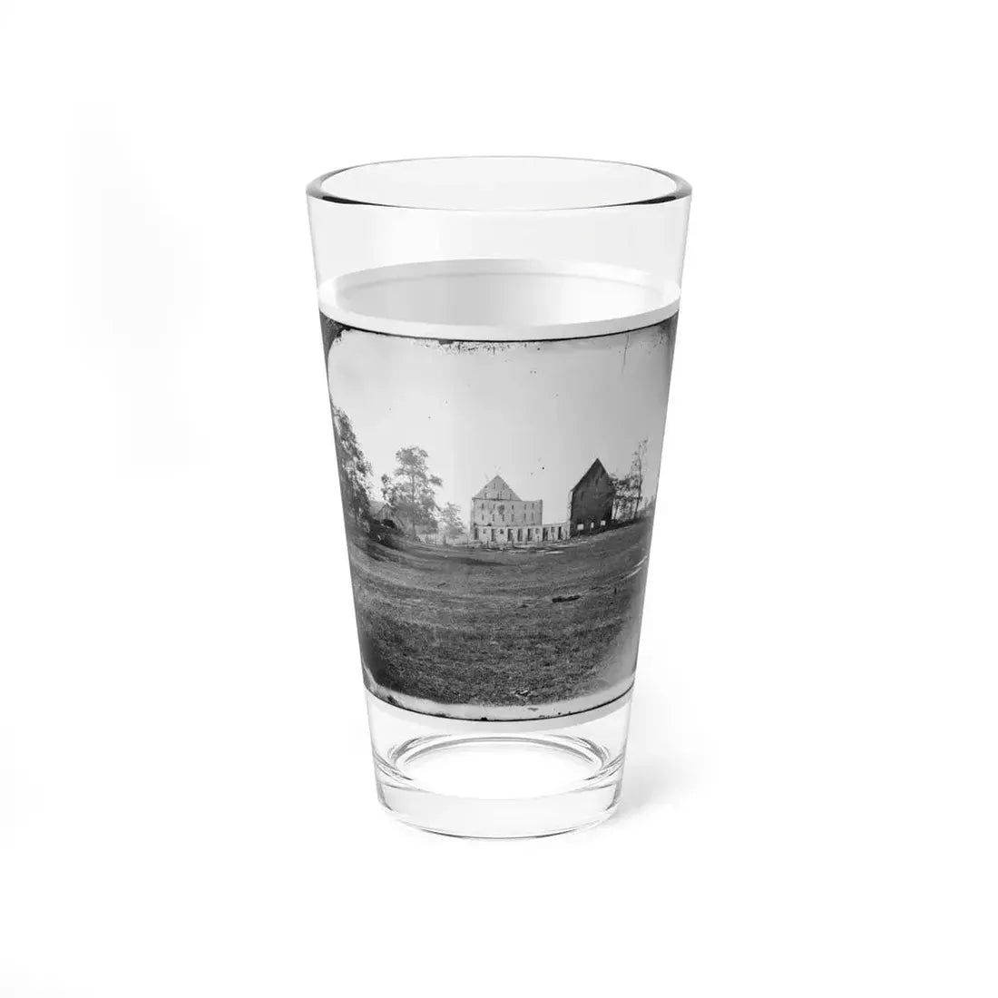 Antietam, Maryland. Real's Barn, Burned By The Bursting Of A Federal Shell At The Battle Of Antietam (U.S. Civil War) Pint Glass 16oz - Go Mug Yourself