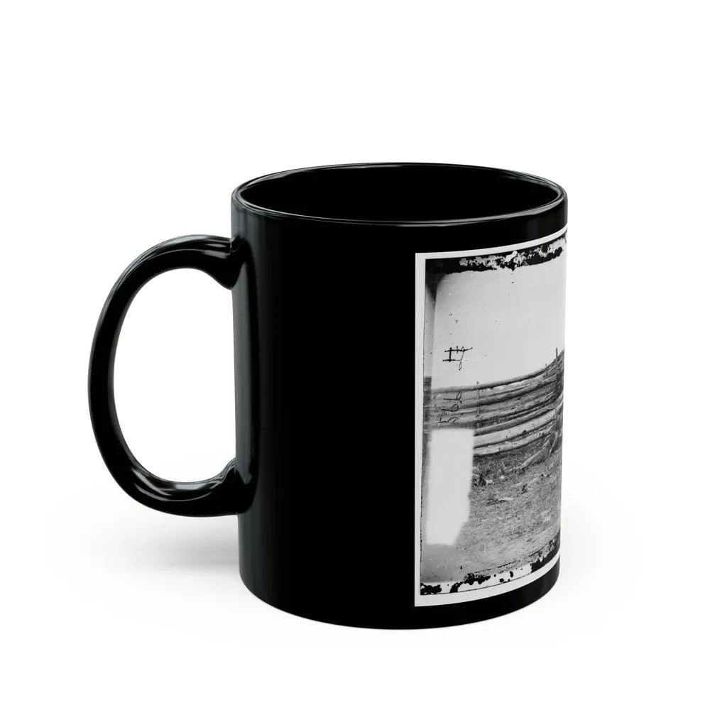 Antietam, Maryland. Bodies Of Confederate Soldiers By Fence On Hagerstown Pike (U.S. Civil War) Black Coffee Mug-Go Mug Yourself