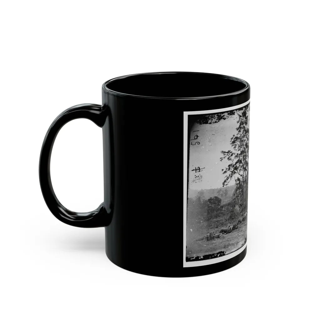 Antietam, Maryland. Burying The Dead Confederate Soldiers (U.S. Civil War) Black Coffee Mug-Go Mug Yourself