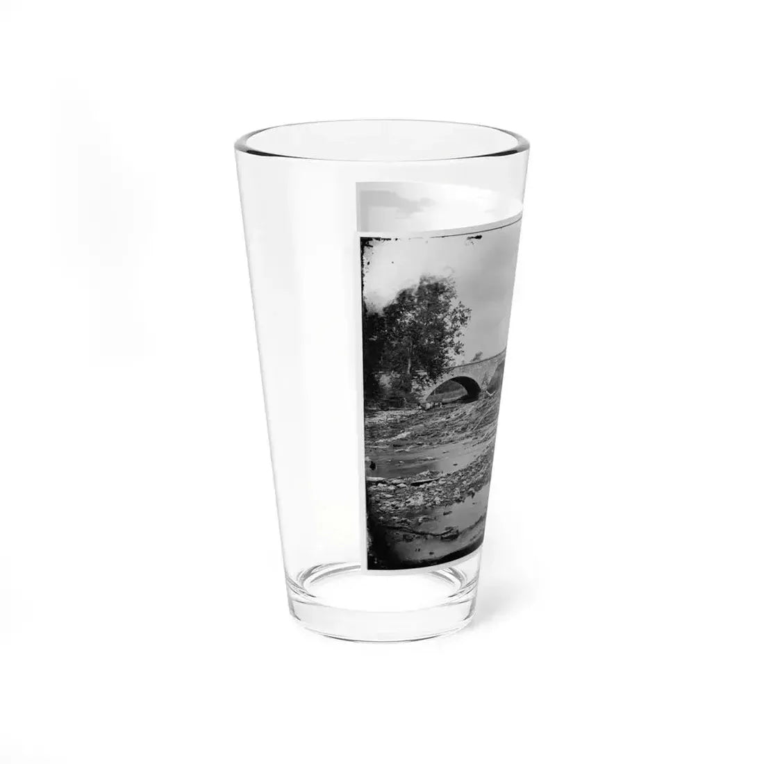 Antietam, Md. Antietam Bridge On The Sharpsburg-Boonsboro Turnpike (U.S. Civil War) Pint Glass 16oz - Go Mug Yourself