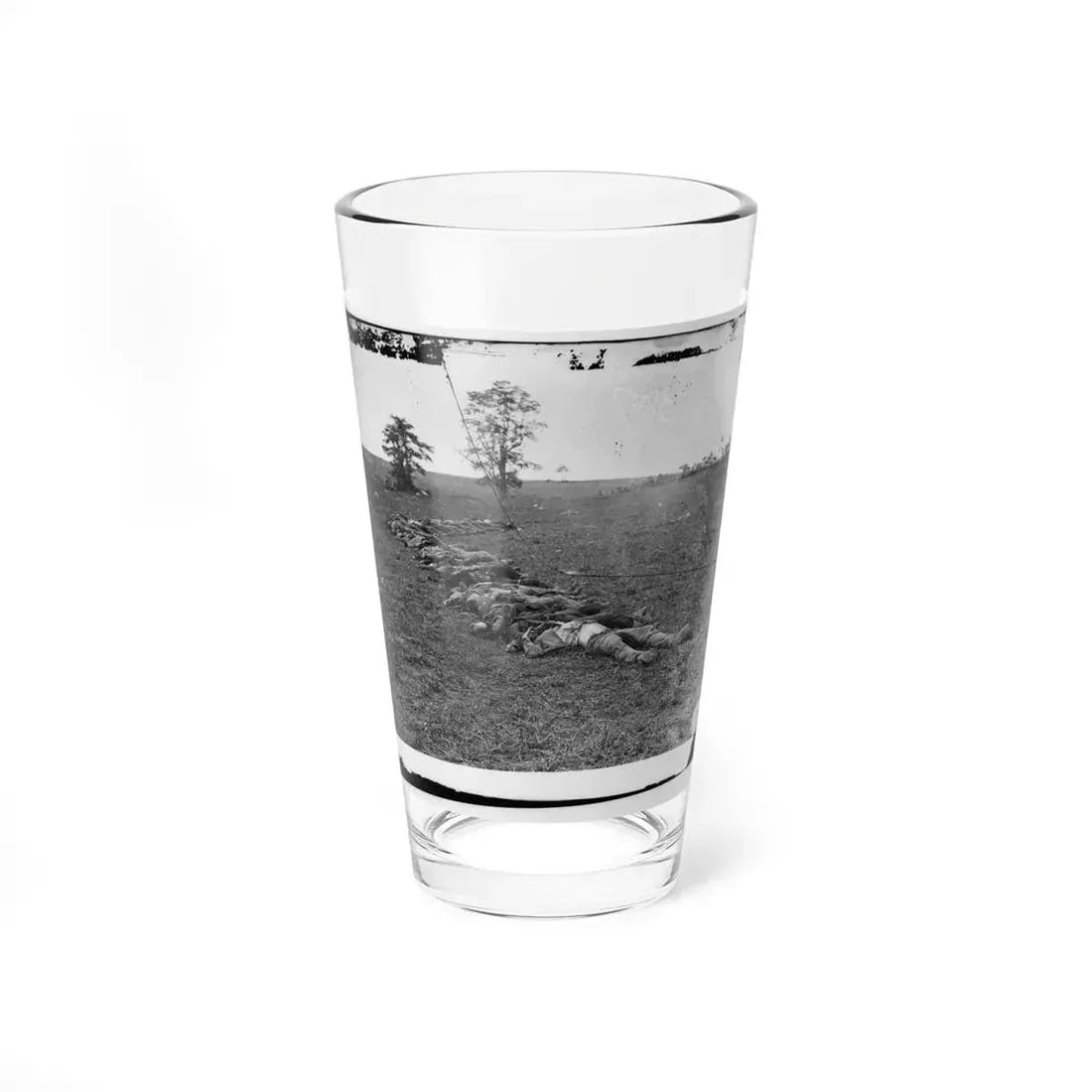 Antietam, Md. Bodies Of Confederate Dead Gathered For Burial (U.S. Civil War) Pint Glass 16oz - Go Mug Yourself