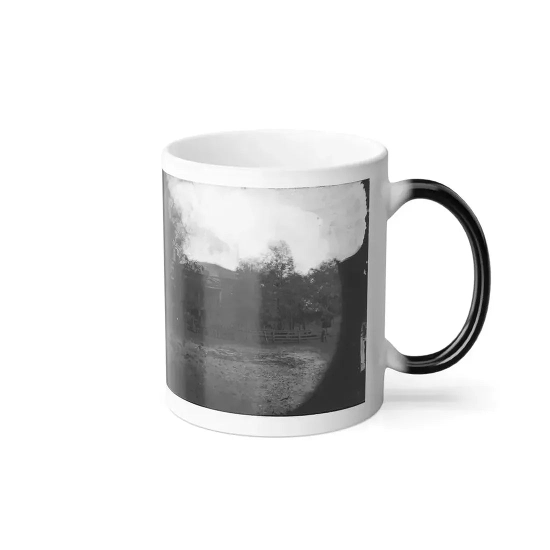 Appomattox Court House, Virginia. View of Court House and Soldiers (U.S. Civil War) Color Changing Coffee Mug 11oz - Go Mug Yourself