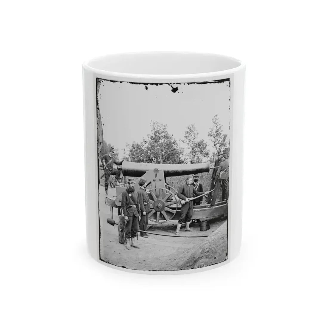 Arlington, Virginia. Big Gun At Fort Woodbury (U.S. Civil War) White Coffee Mug 11oz - Go Mug Yourself