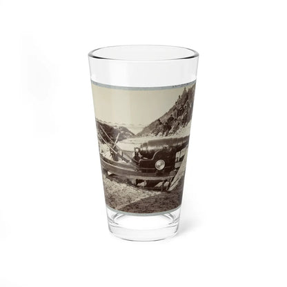 Armstrong Gun In Fort Fisher, N.C. (U.S. Civil War) Pint Glass 16oz-16oz-Go Mug Yourself