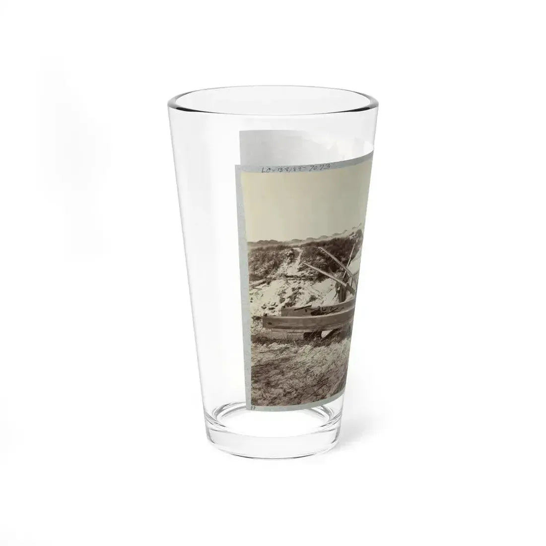 Armstrong Gun In Fort Fisher, N.C. (U.S. Civil War) Pint Glass 16oz - Go Mug Yourself