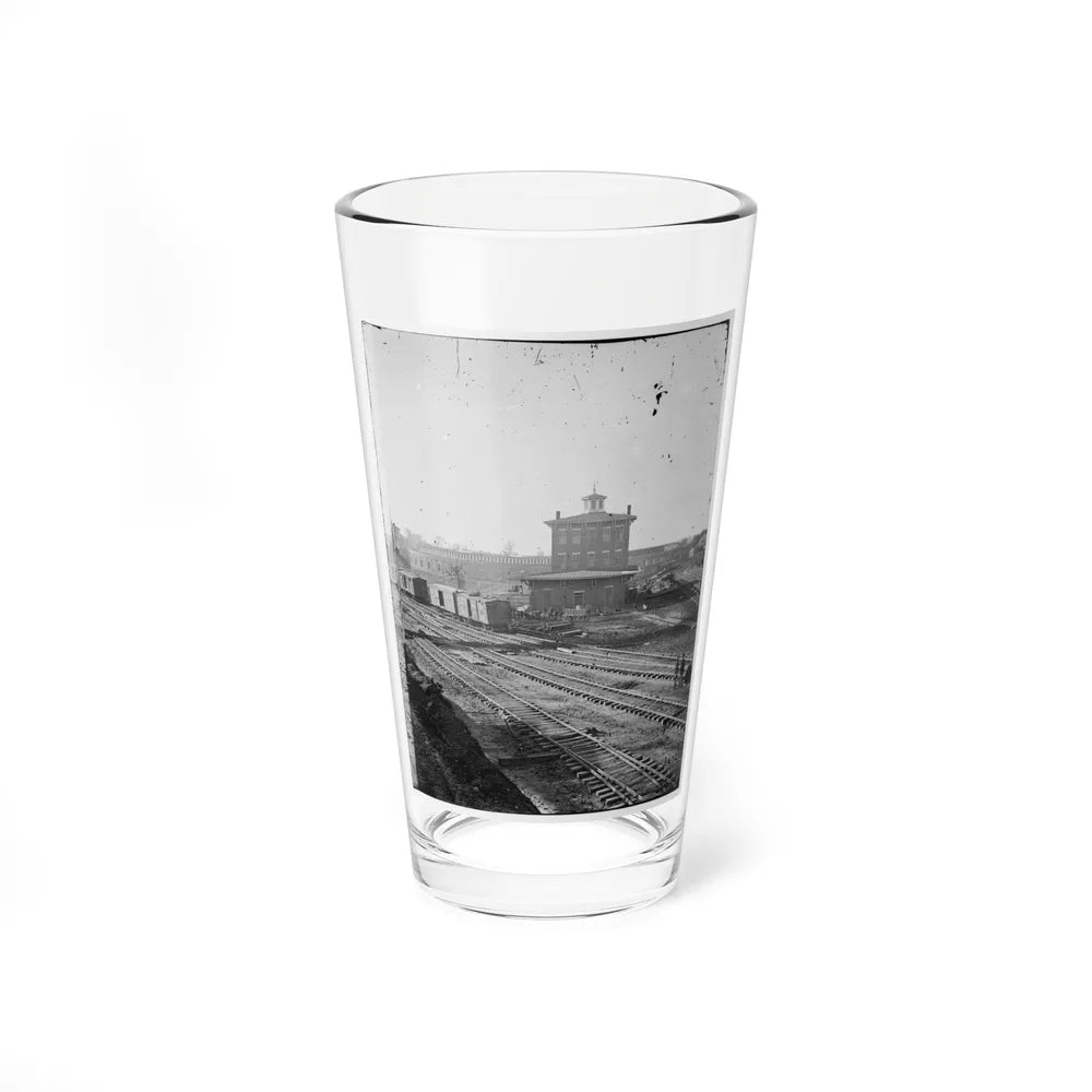 Atlanta, Georgia. Railroad Roundhouse (U.S. Civil War) Pint Glass 16oz-16oz-Go Mug Yourself