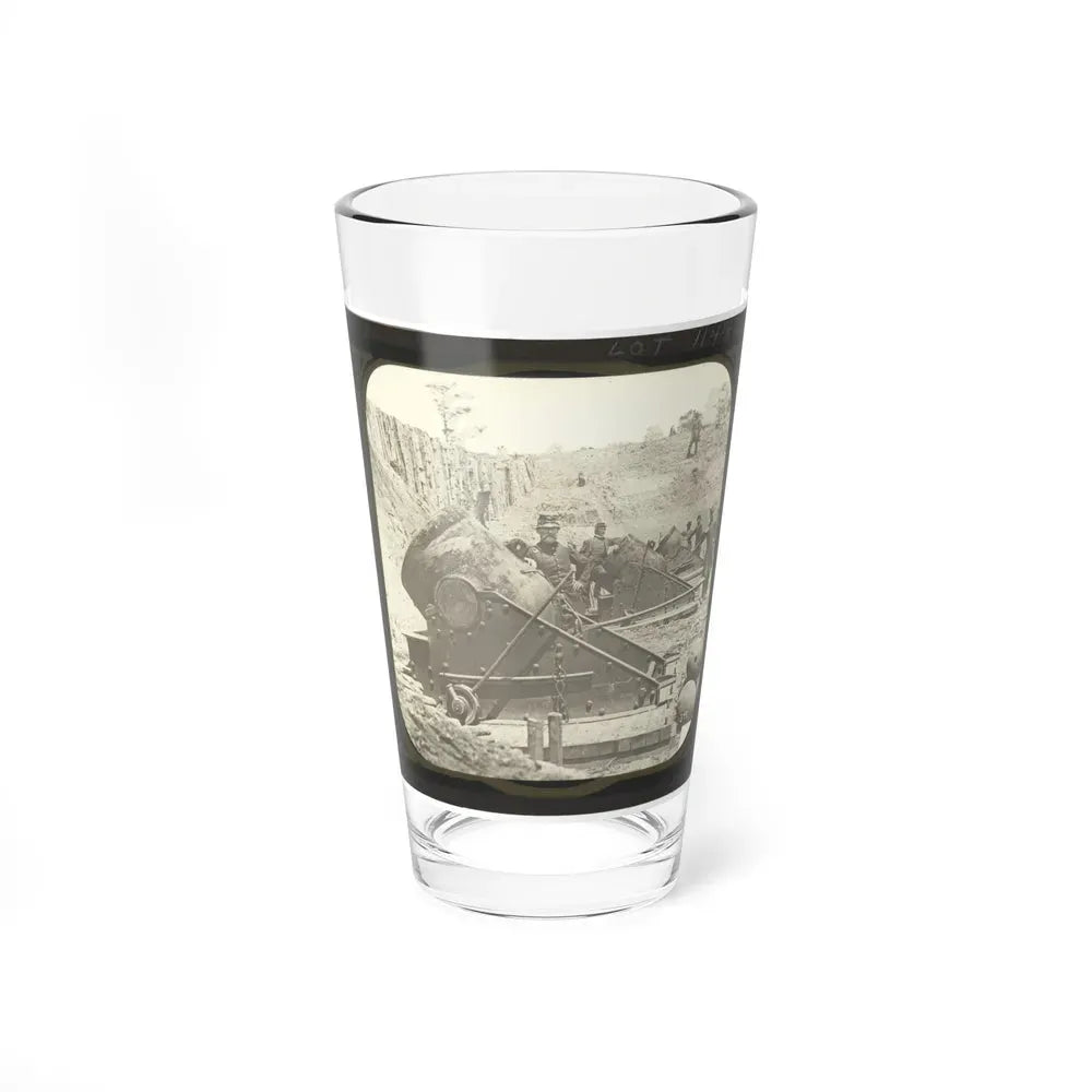 Battery No. 4 Near Yorktown Mounting Ten 13 Inch Mortars Each Weighing 20,000 Pounds. South End (U.S. Civil War) Pint Glass 16oz 16oz - Go Mug Yourself