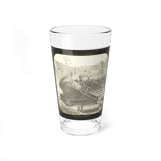 Battery No. 4 Near Yorktown Mounting Ten 13 Inch Mortars Each Weighing 20,000 Pounds. South End (U.S. Civil War) Pint Glass 16oz 16oz - Go Mug Yourself