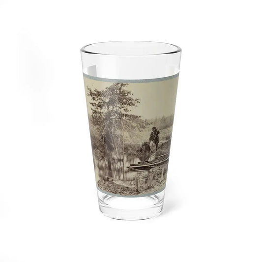 Battlefield Of Bull Run. Soldiers' Graves (U.S. Civil War) Pint Glass 16oz 16oz - Go Mug Yourself