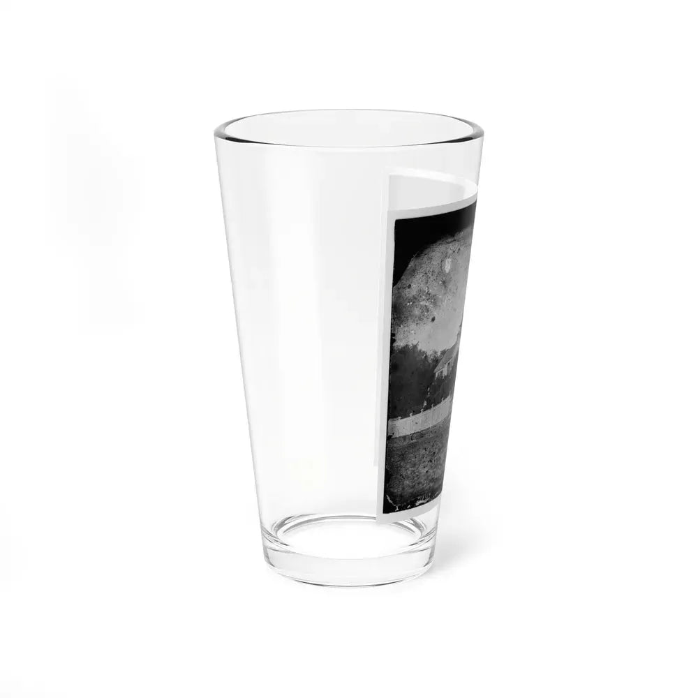 Beaufort, South Carolina. Federal Signal Station. Formerly The Home Of John G. Barnwell (U.S. Civil War) Pint Glass 16oz - Go Mug Yourself