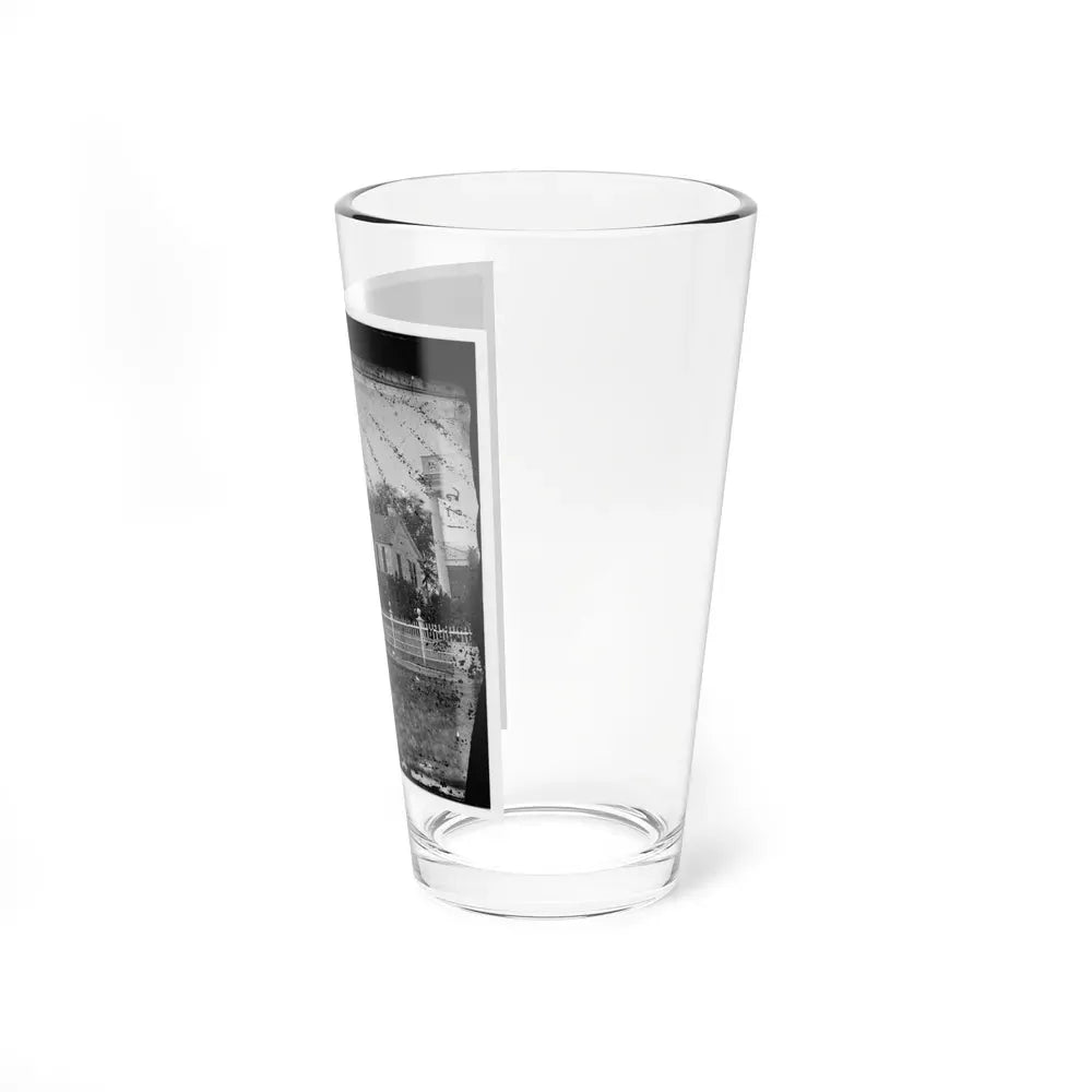 Beaufort, South Carolina. Federal Signal Station. Formerly The Home Of John G. Barnwell (U.S. Civil War) Pint Glass 16oz - Go Mug Yourself