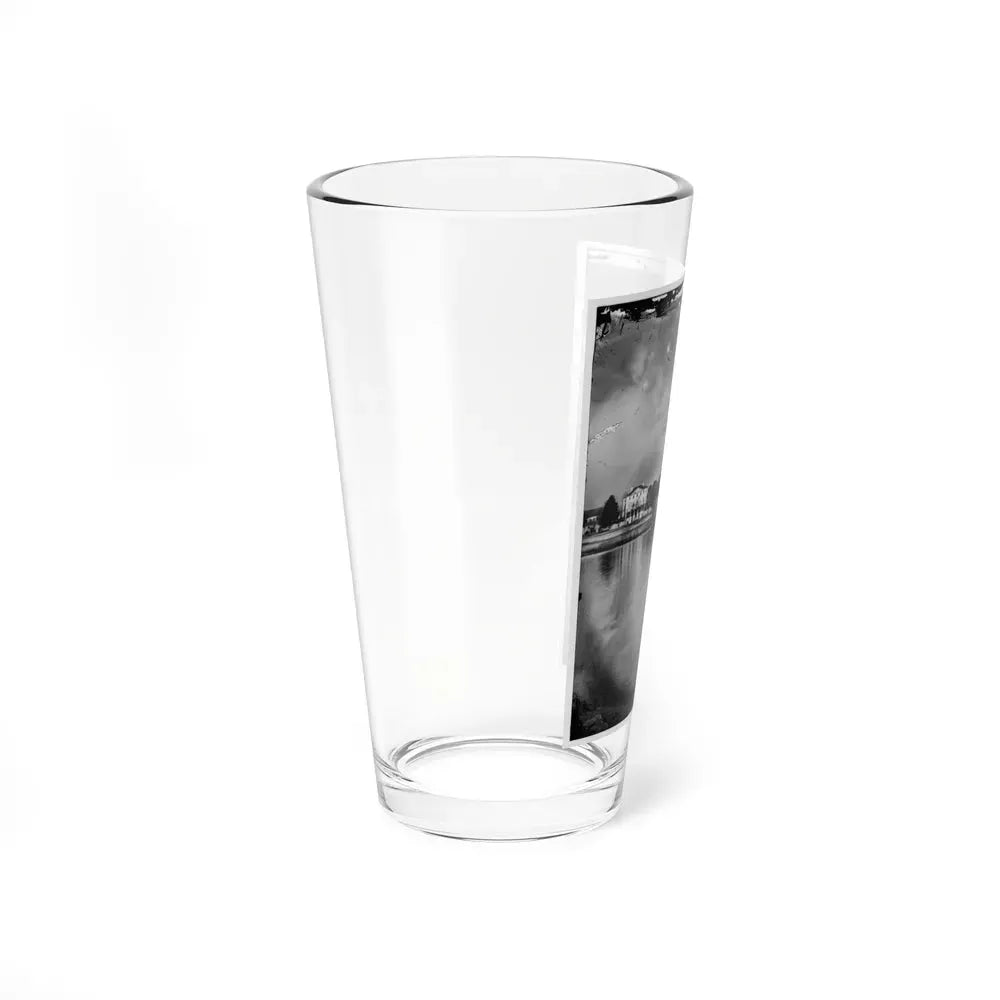 Beaufort, South Carolina. View Of Beaufort From The Waterfront. Fuller's House (U.S. Civil War) Pint Glass 16oz - Go Mug Yourself