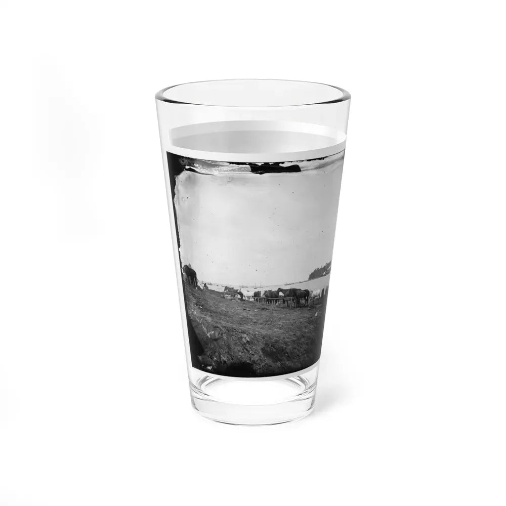 Belle Plain, Virginia. Encampment Of 2nd N.Y. And 1st Mass. Heavy Artillery (U.S. Civil War) Pint Glass 16oz - Go Mug Yourself