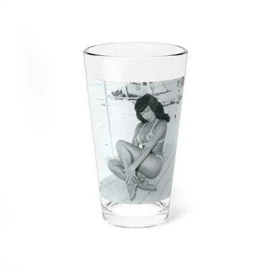 Bettie Page #575 (Vintage Female Icon) Pint Glass 16oz 16oz - Go Mug Yourself