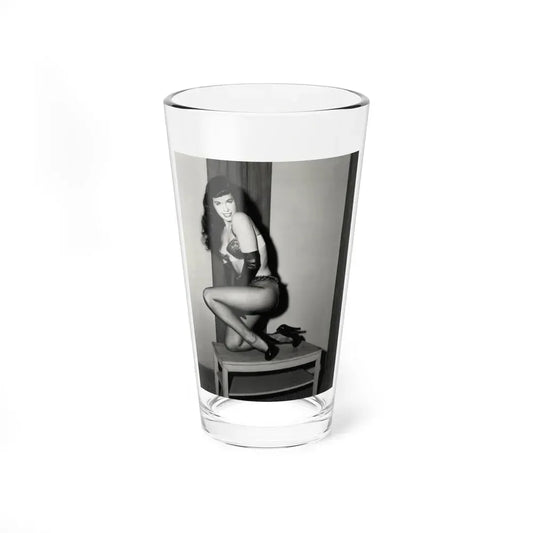 Bettie Page #586 (Vintage Female Icon) Pint Glass 16oz 16oz - Go Mug Yourself