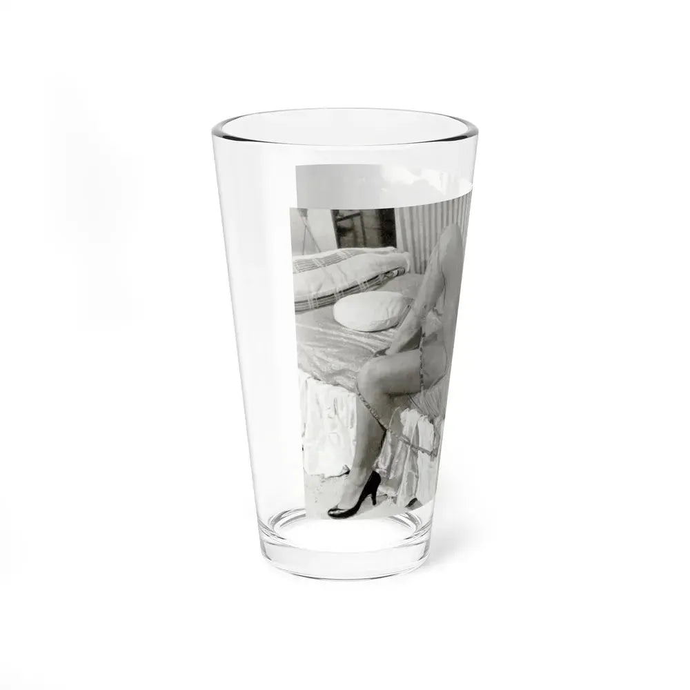 Bettie Page #622 (Vintage Female Icon) Pint Glass 16oz - Go Mug Yourself