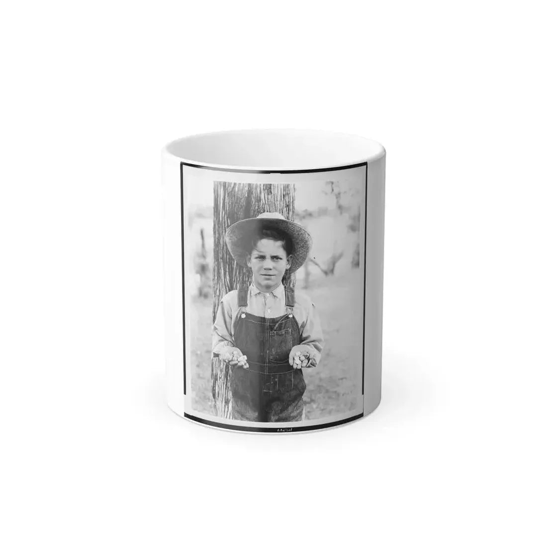 Boy Holding Union and Confederate Bullets, Perryville Battlefield, Perryville, Boyle County, Kentucky (U.S. Civil War) Color Changing Coffee Mug 11oz - Go Mug Yourself