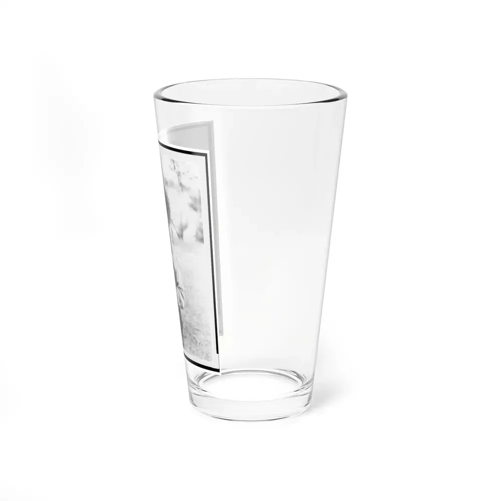 Boy Holding Union And Confederate Bullets, Perryville Battlefield, Perryville, Boyle County, Kentucky (U.S. Civil War) Pint Glass 16oz - Go Mug Yourself