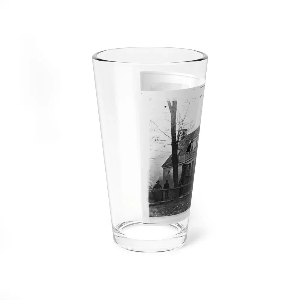 Brandy Station, Va. Headquarters Of Ordnance Officers And Quartermaster, 3d Division, Cavalry Corps (U.S. Civil War) Pint Glass 16oz - Go Mug Yourself