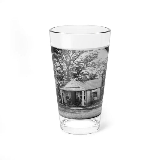 Brandy Station, Virginia . Officers' Quarters (U.S. Civil War) Pint Glass 16oz 16oz - Go Mug Yourself