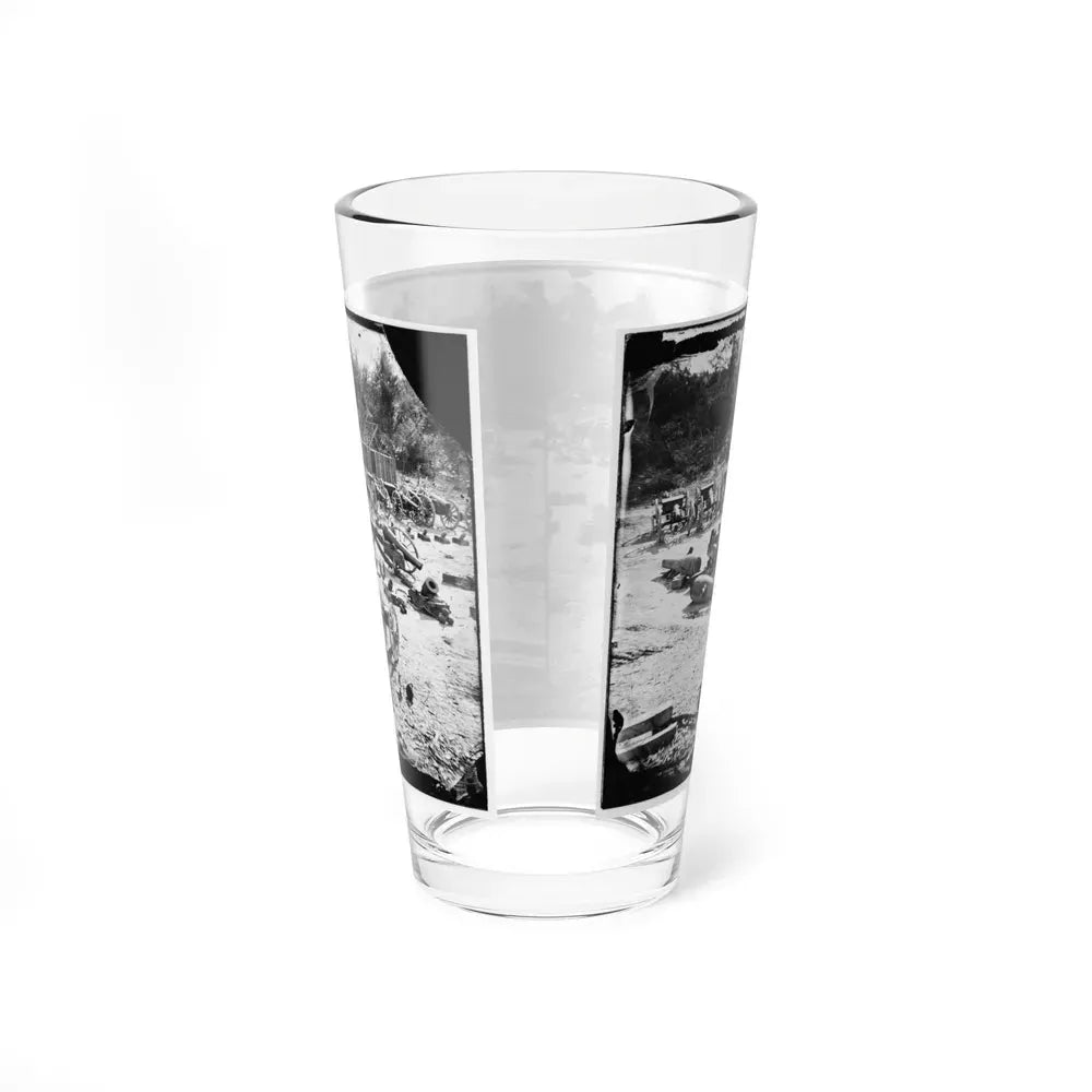 Broadway Landing, Appomattox River, Virginia. Park Of Artillery 001 (U.S. Civil War) Pint Glass 16oz - Go Mug Yourself